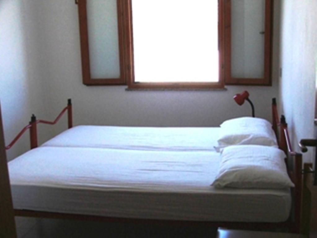 Seguimi a Calasetta SantʼAntìoco Camera foto