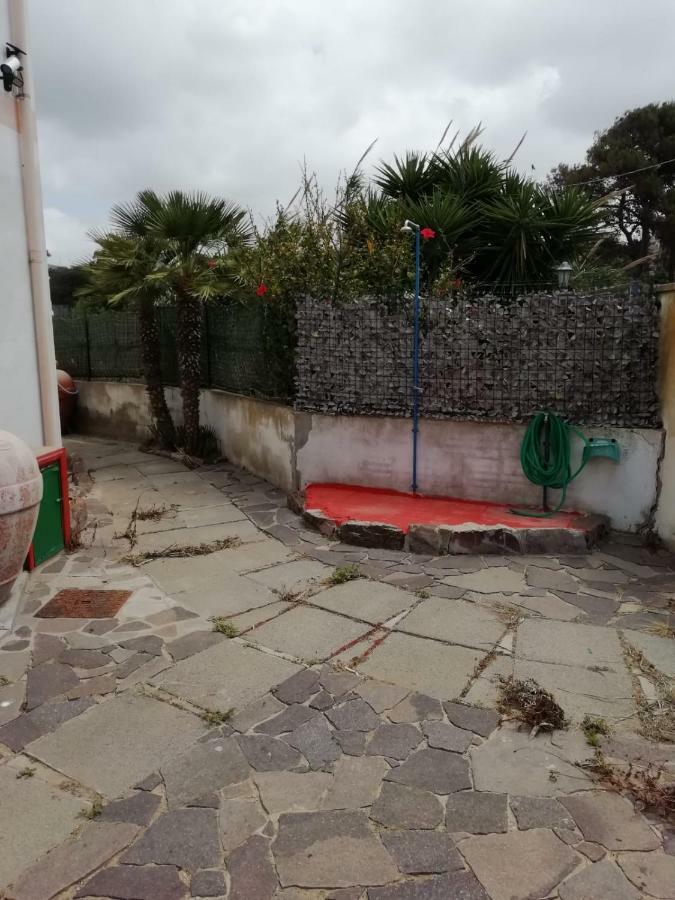 Seguimi a Calasetta SantʼAntìoco Esterno foto